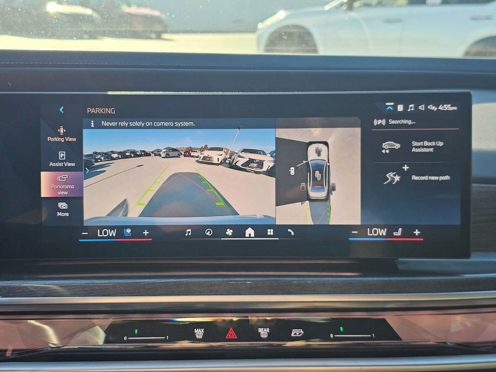 Used 2024 BMW i7 eDrive50 w/ M Sport Package RWD image 27