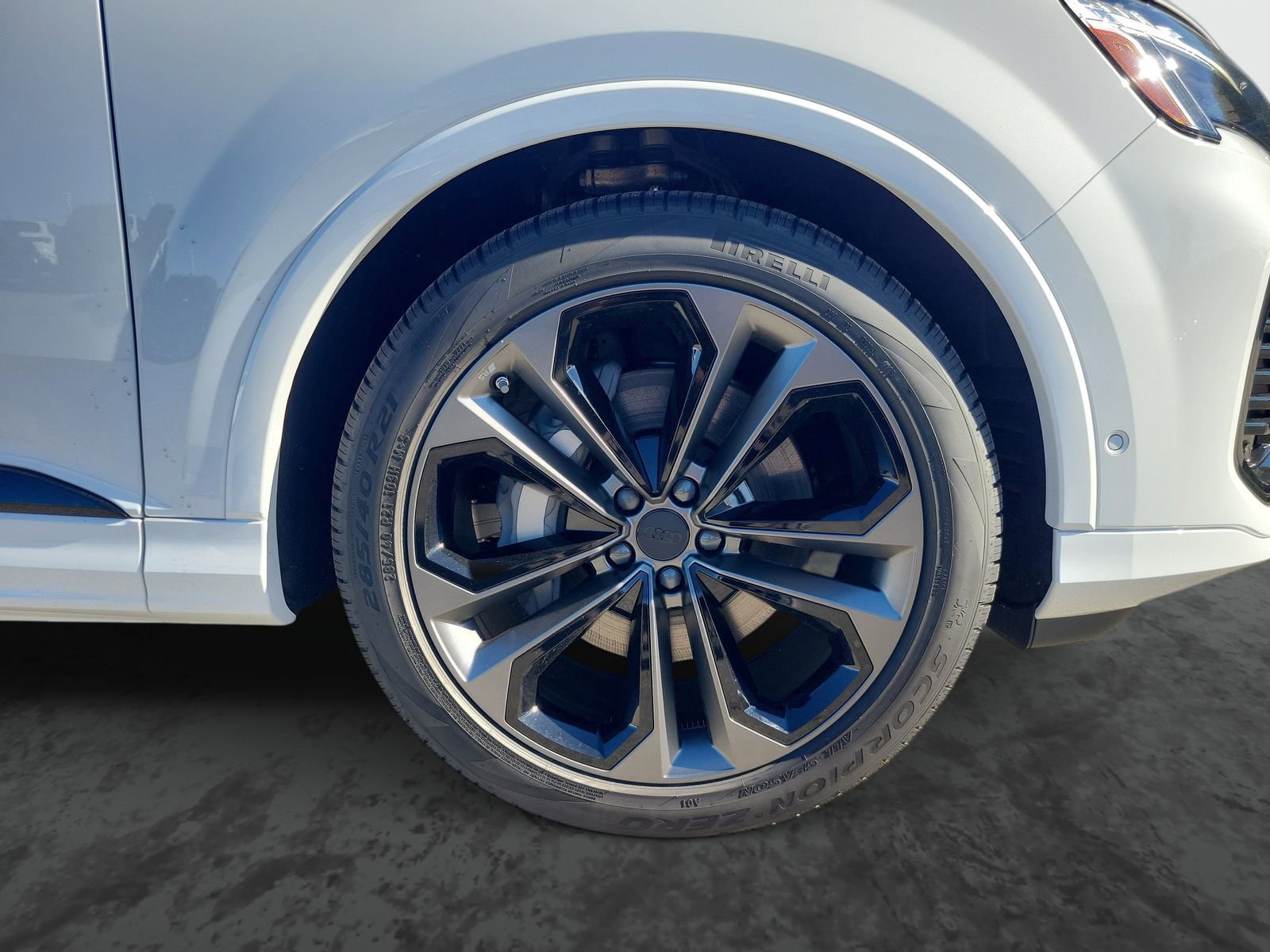 New 2026 Audi Q7 3.0T Premium Plus AWD/4WD image 5