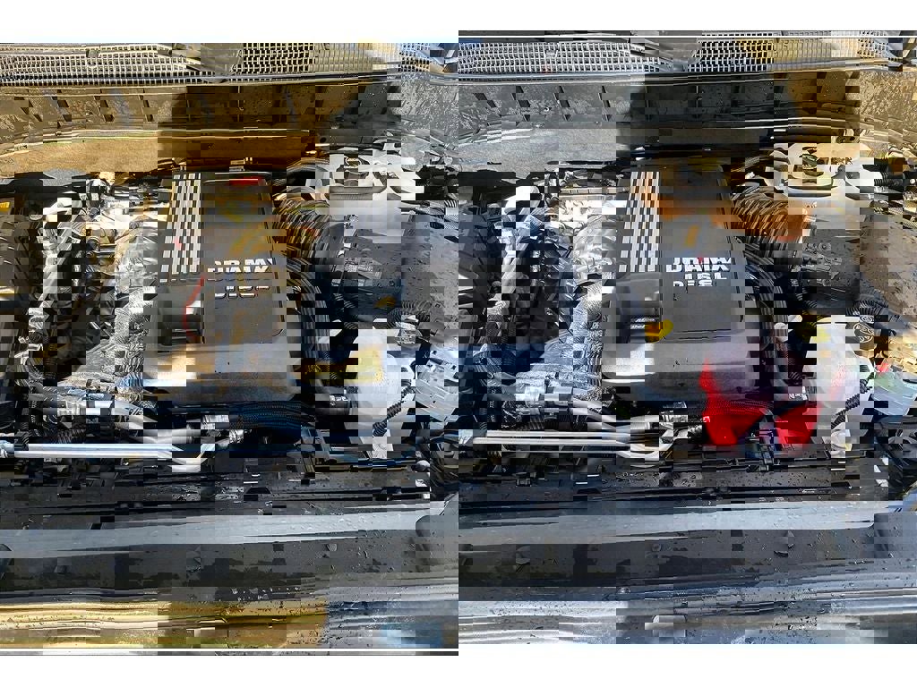 Used 2025 Chevrolet Silverado 1500 High Country w/ Technology Package image 12