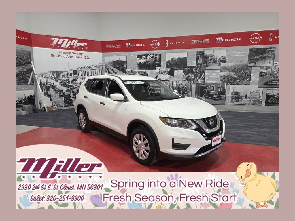Used 2019 Nissan Rogue S image 1