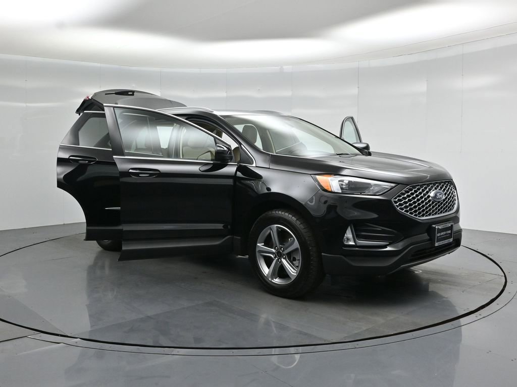 Certified 2023 Ford Edge SEL w/ Convenience Package AWD/4WD image 30