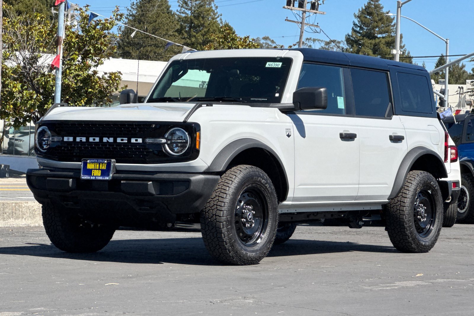 New 2026 Ford Bronco Big Bend AWD/4WD image 8