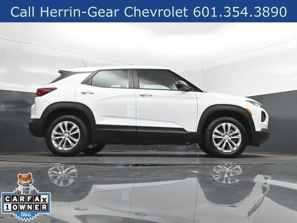 Used 2021 Chevrolet TrailBlazer LS AWD/4WD image 43