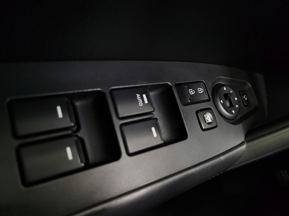 Used 2014 Kia Sorento SX FWD image 27