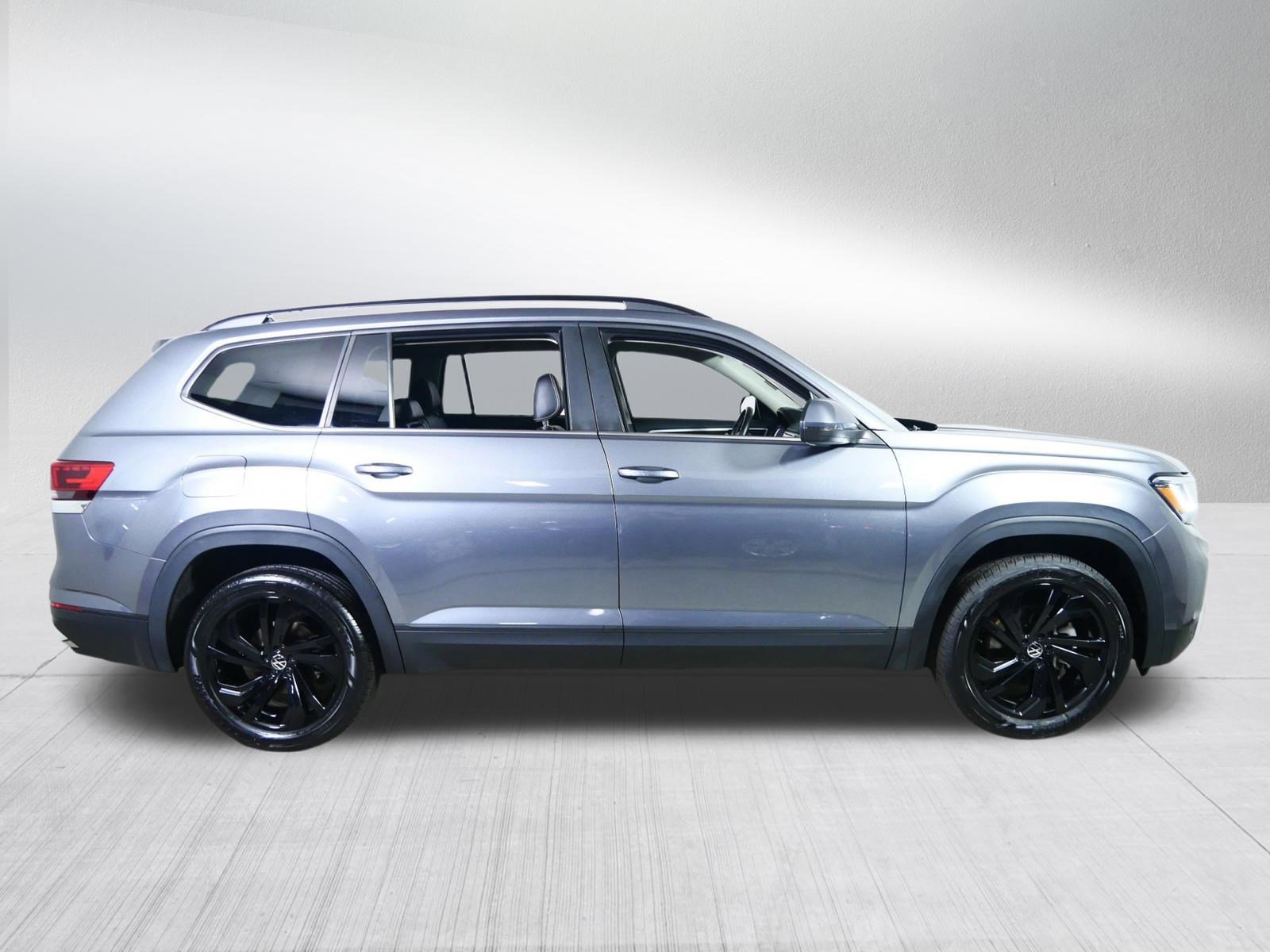 Certified 2023 Volkswagen Atlas SE w/ Panoramic Sunroof Package image 8