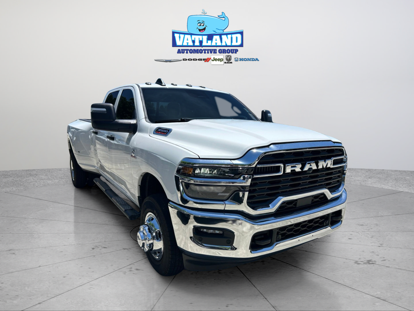 New 2026 RAM 3500 Tradesman AWD/4WD image 6