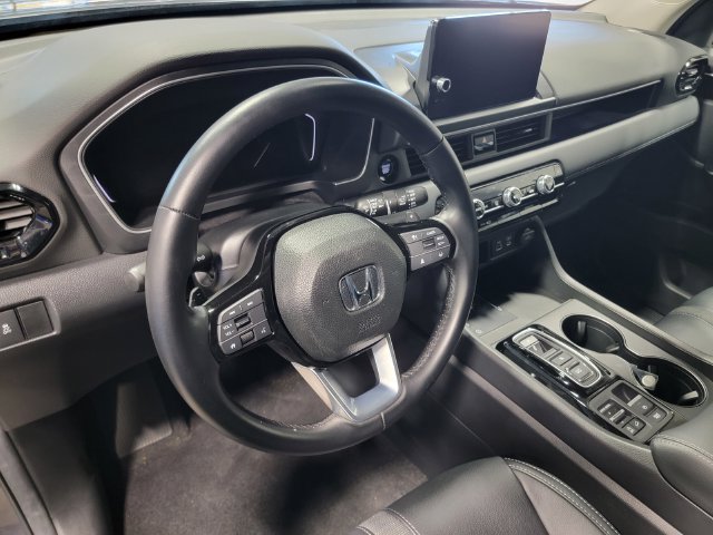 Certified 2025 Honda Pilot EX-L image 11