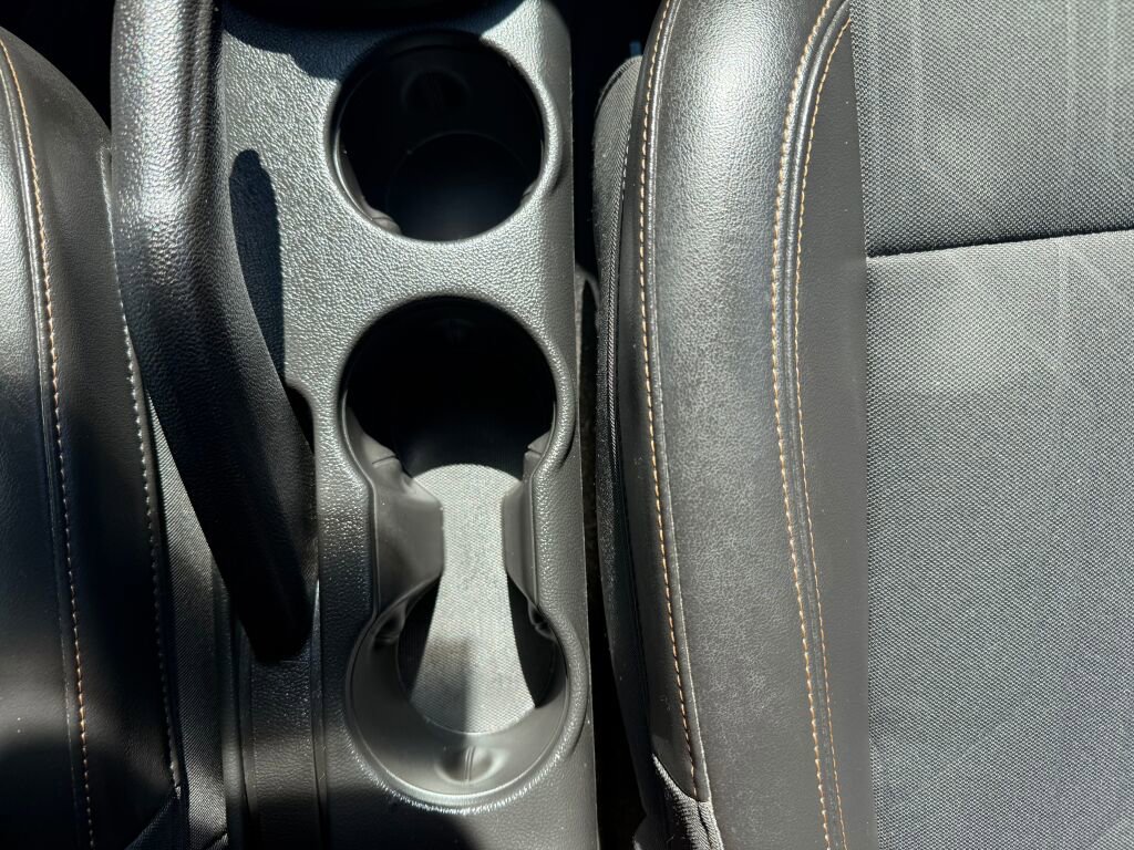 Used 2018 Chevrolet Trax LT w/ LT Convenience Package image 21