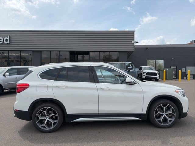 Used 2019 BMW X1 xDrive28i w/ Convenience Package image 2