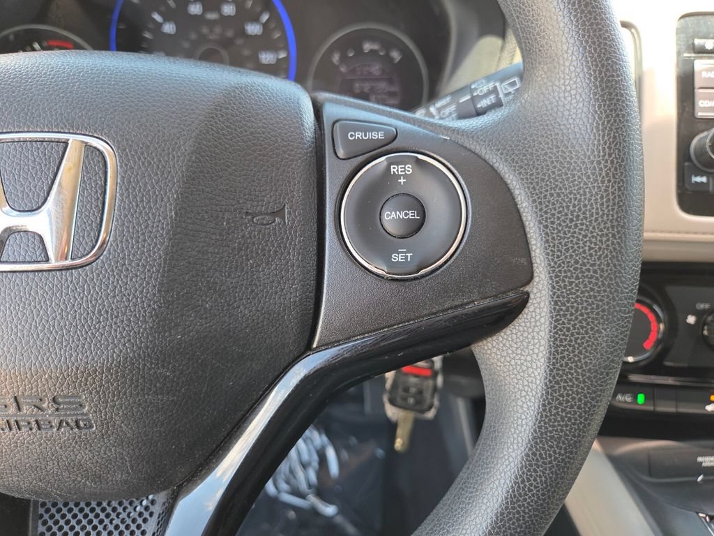 Used 2017 Honda HR-V LX image 34