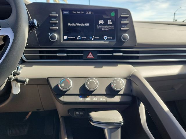 New 2026 Hyundai Elantra SE image 11