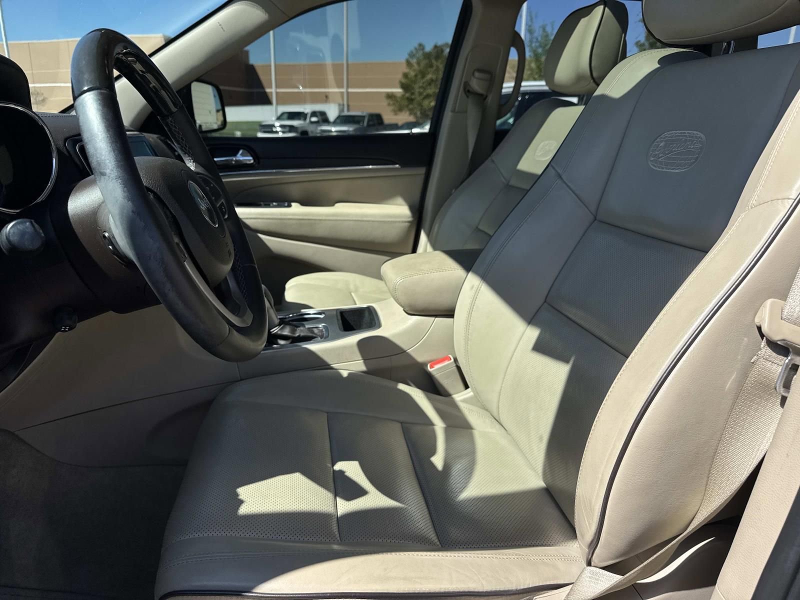 Used 2019 Jeep Grand Cherokee Overland image 17