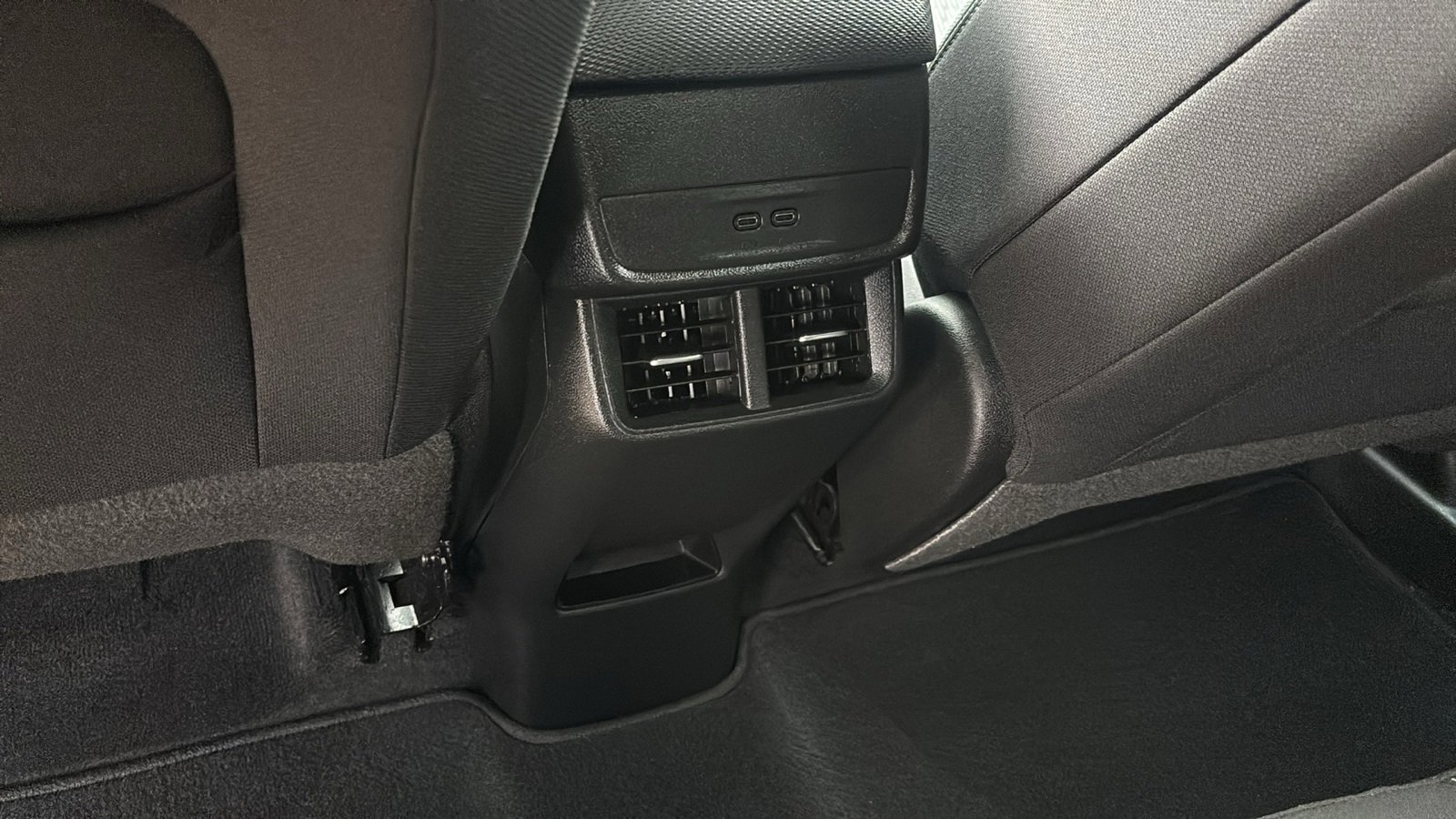 Used 2025 Chevrolet Equinox LT image 27