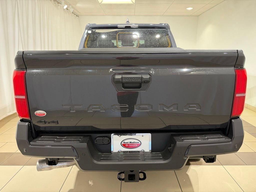 New 2026 Toyota Tacoma TRD Off-Road AWD/4WD image 4