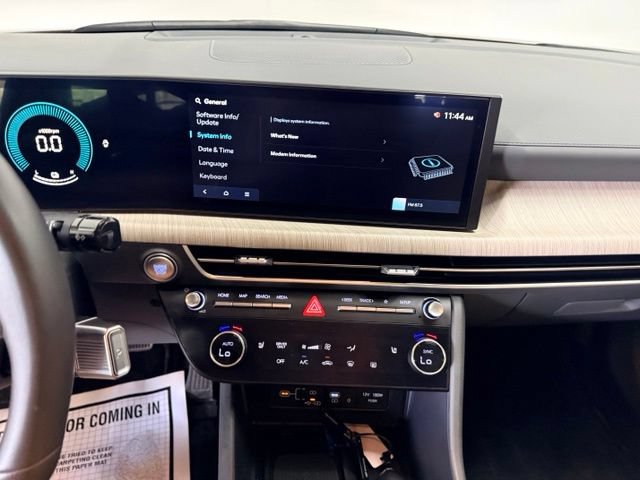Used 2025 Hyundai Sonata SEL FWD image 27