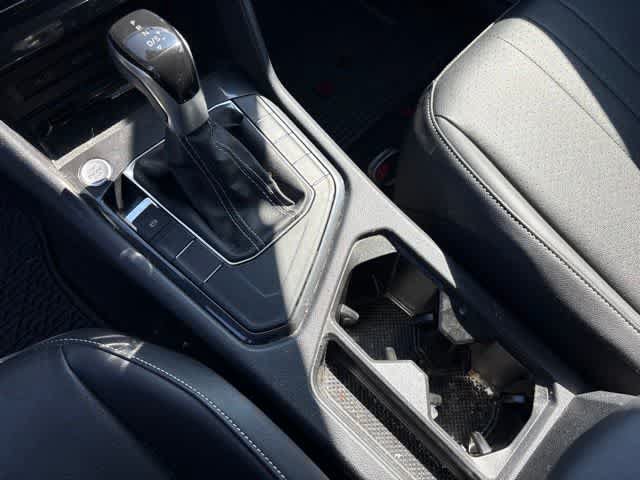 Used 2022 Volkswagen Tiguan SE R-Line FWD image 18