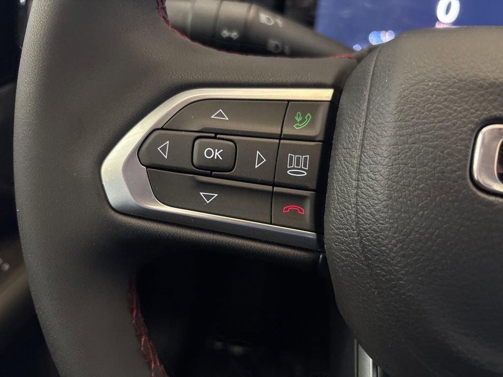New 2026 Jeep Compass Trailhawk w/ Sun, Sound & Navigation Group AWD/4WD image 27