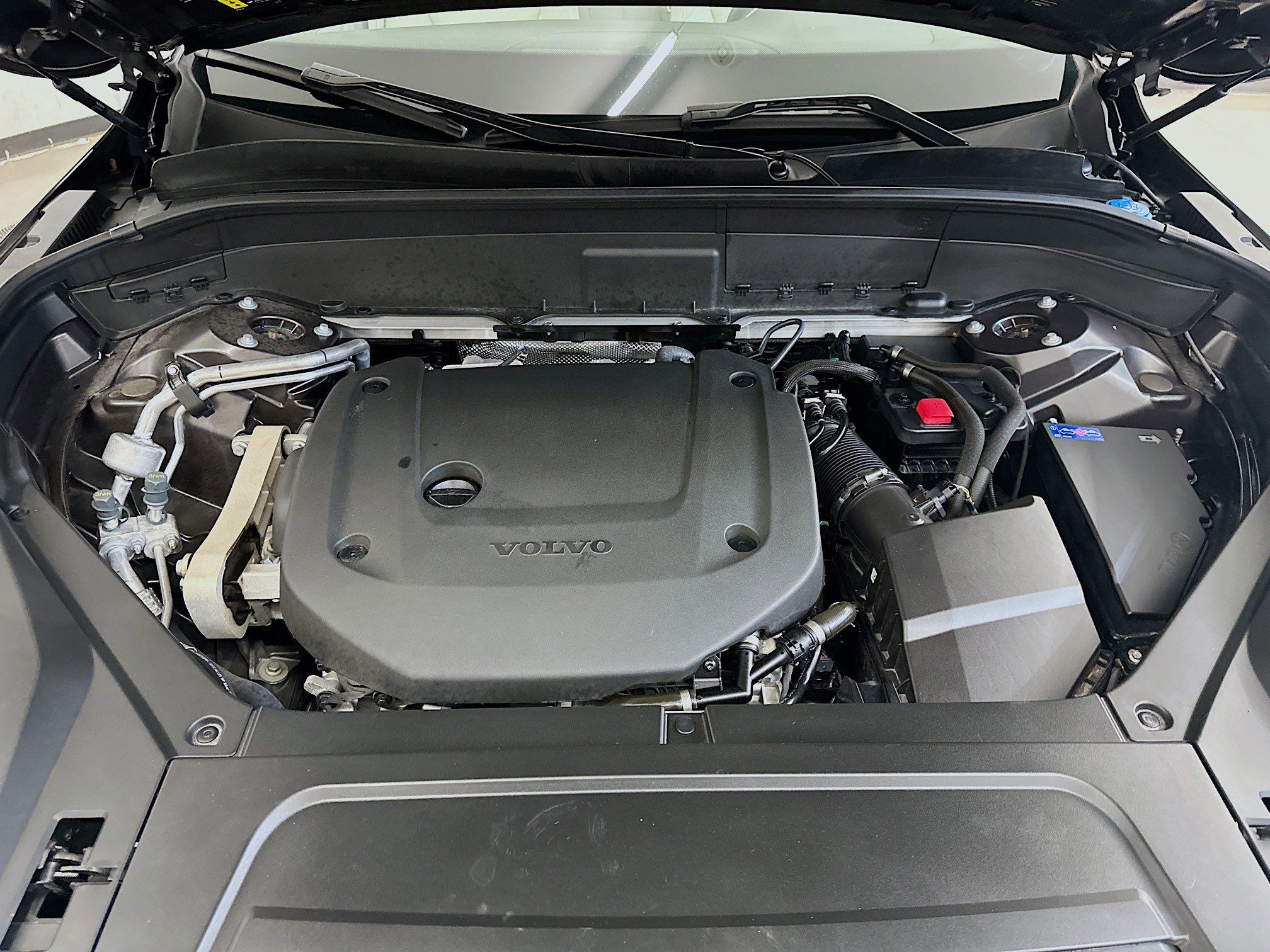 Used 2024 Volvo XC90 B6 Plus w/ Protection Package Premier image 37