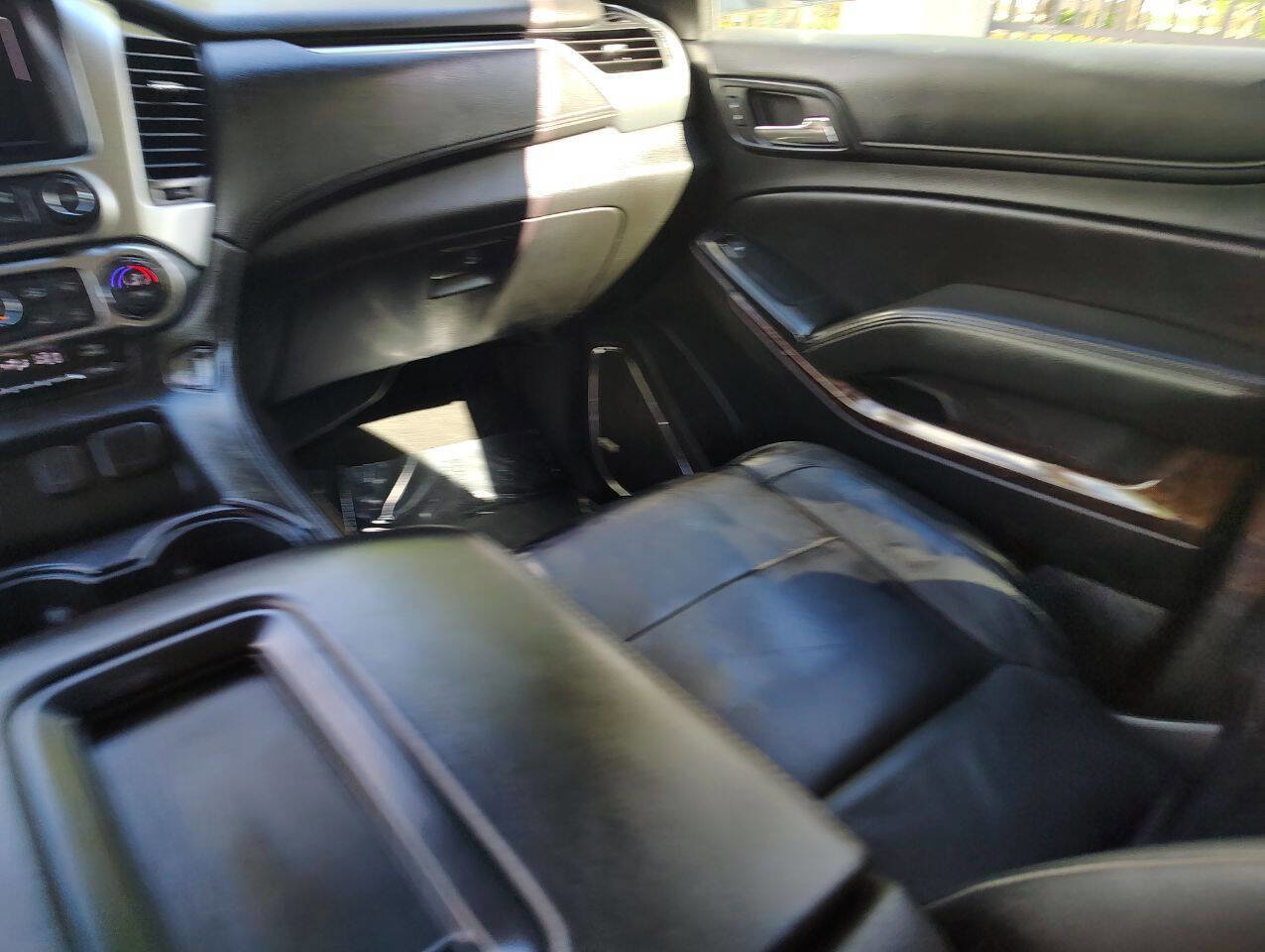 Used 2018 Chevrolet Tahoe LT image 15