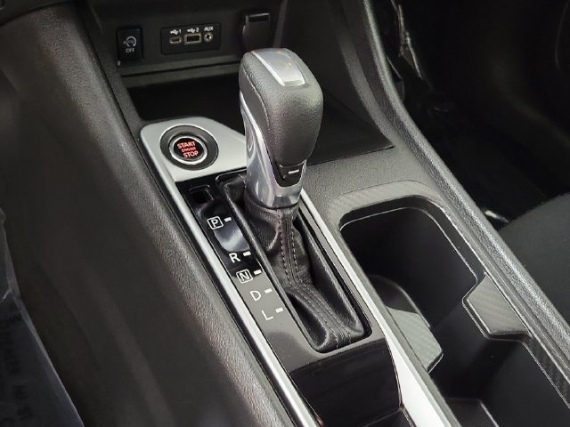 Used 2024 Nissan Sentra SV FWD image 30