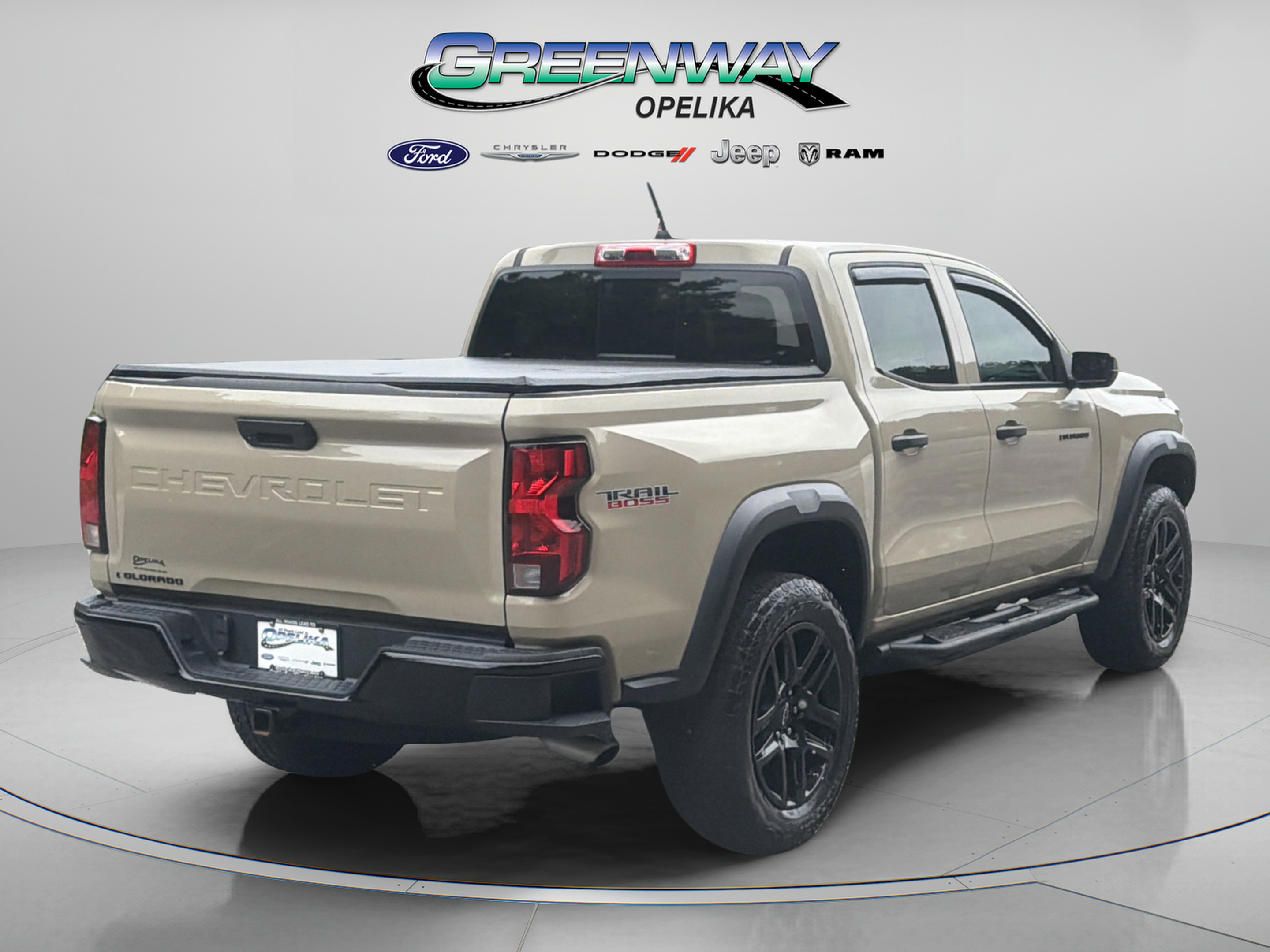 Used 2023 Chevrolet Colorado Trail Boss w/ Advanced Trailering Package AWD/4WD image 7