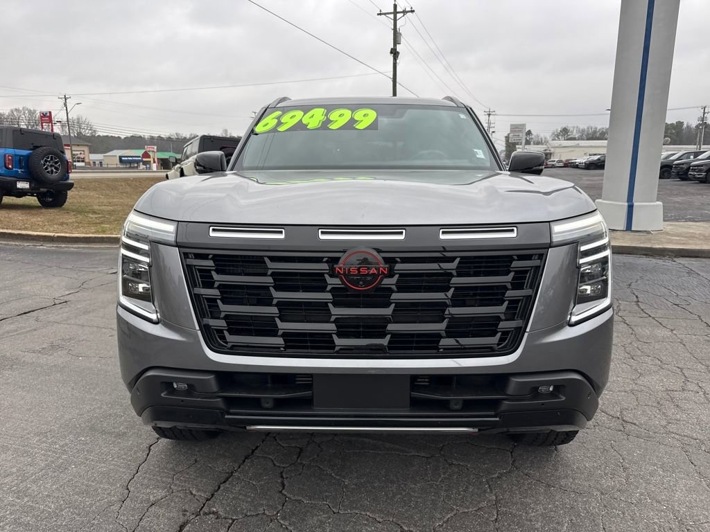 Used 2025 Nissan Armada PRO-4X image 11