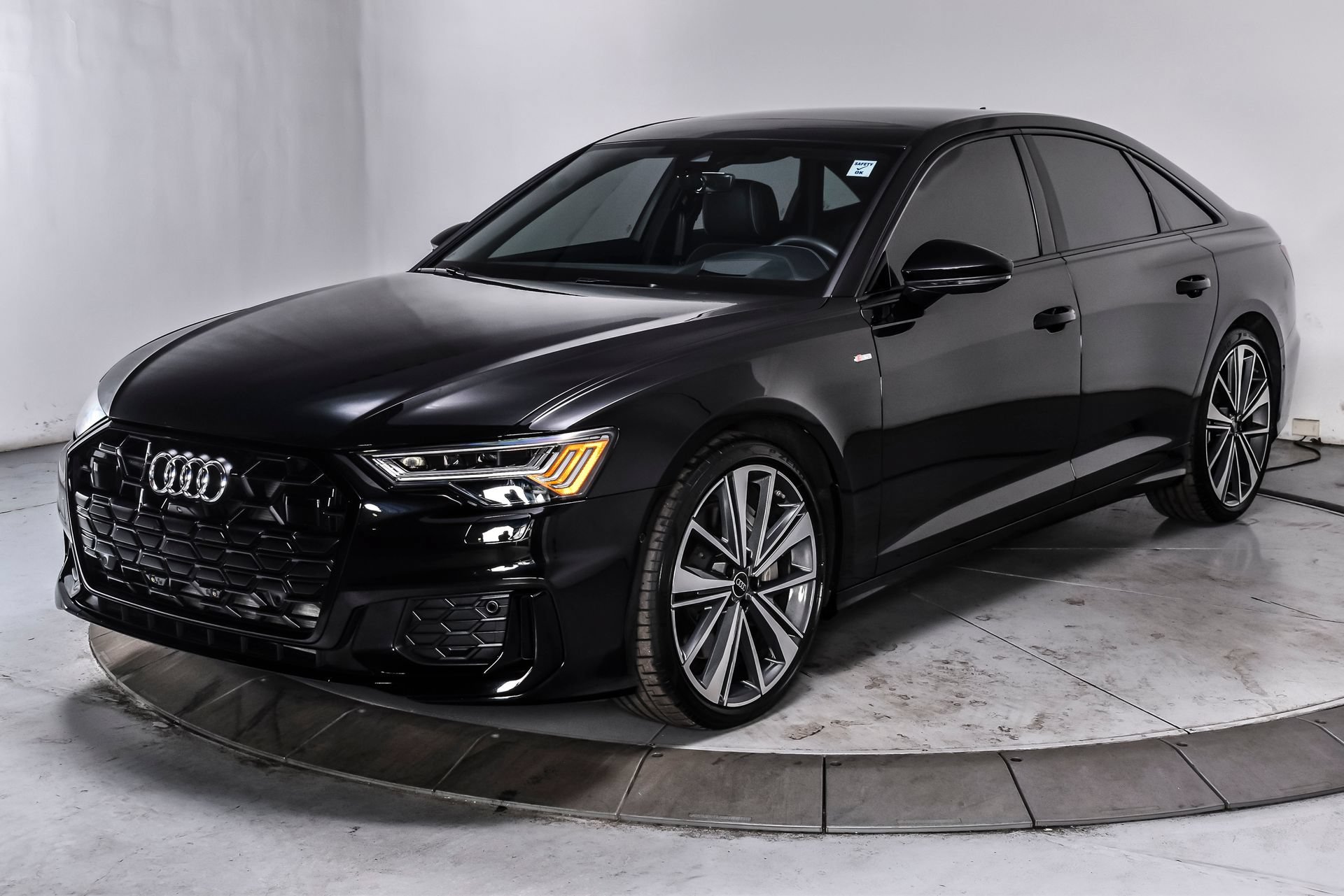 Used 2025 Audi A6 3.0T Prestige AWD/4WD image 3