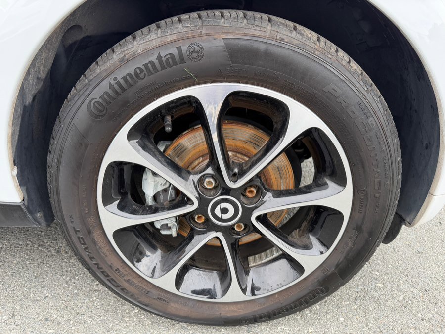 Used 2017 smart fortwo electric drive image 40