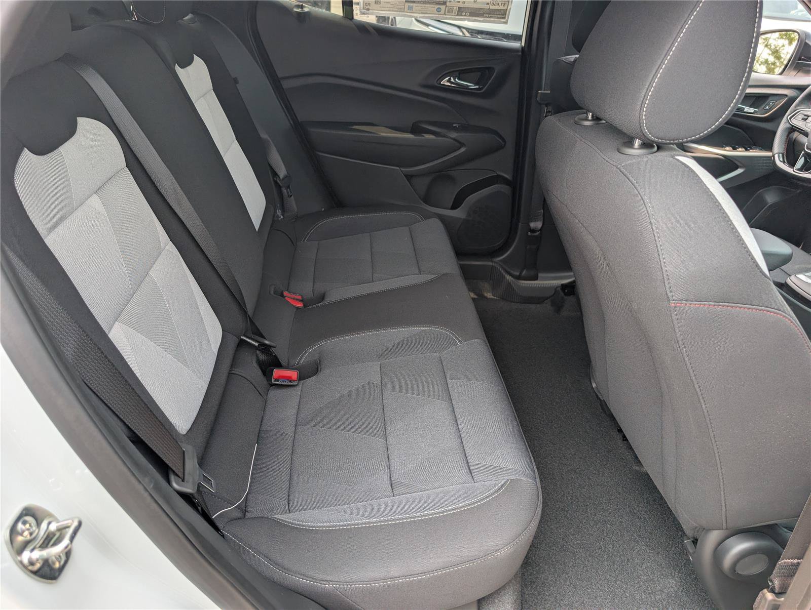 New 2026 Chevrolet Trax RS FWD image 8