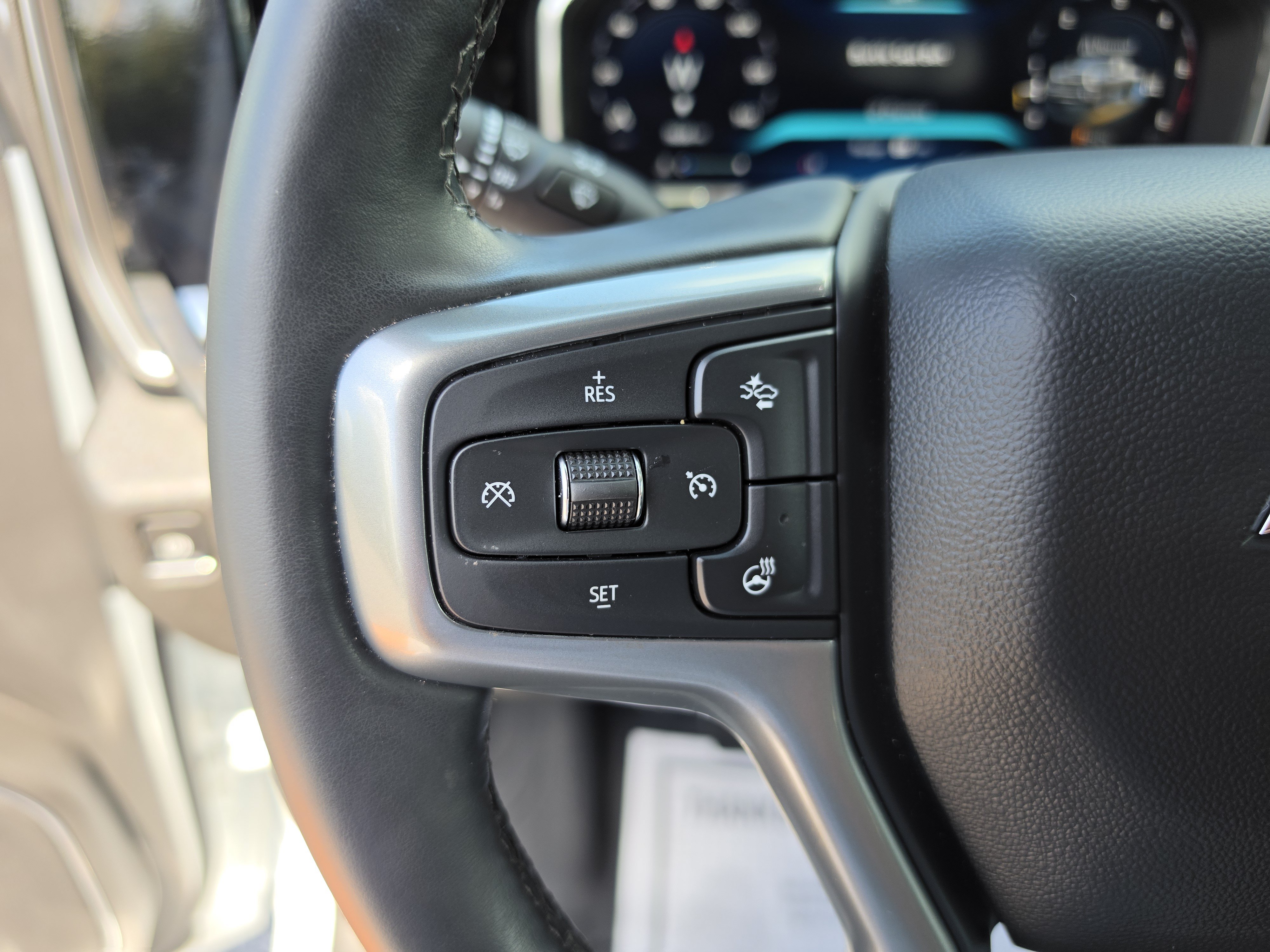 Used 2026 Chevrolet Silverado 3500 LTZ w/ LTZ Plus Package AWD/4WD image 35