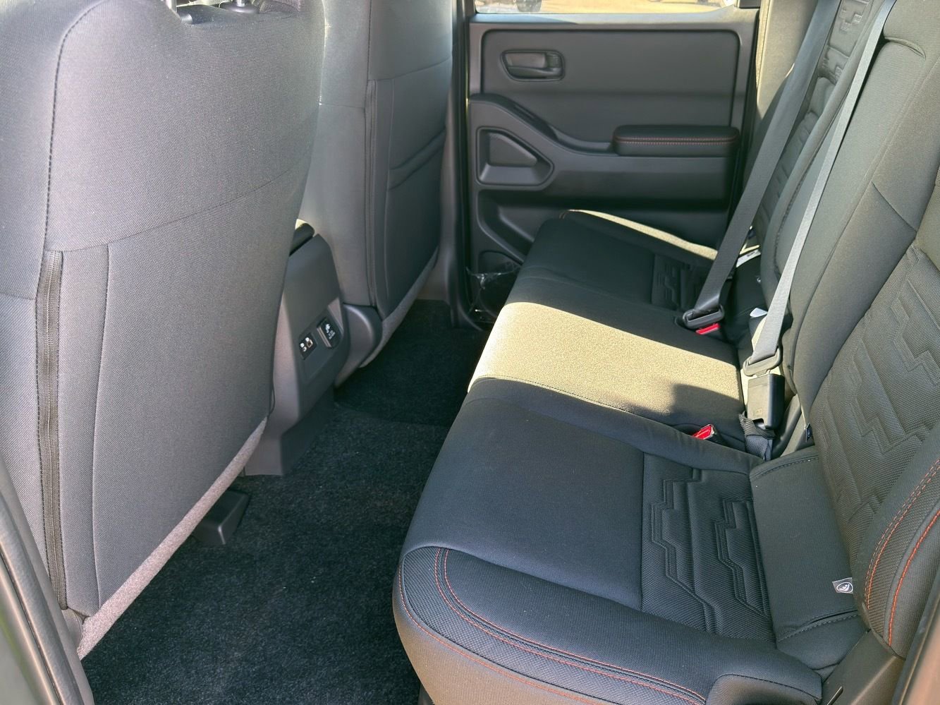 New 2026 Nissan Frontier PRO-4X w/ Pro-4x Convenience Package AWD/4WD image 14