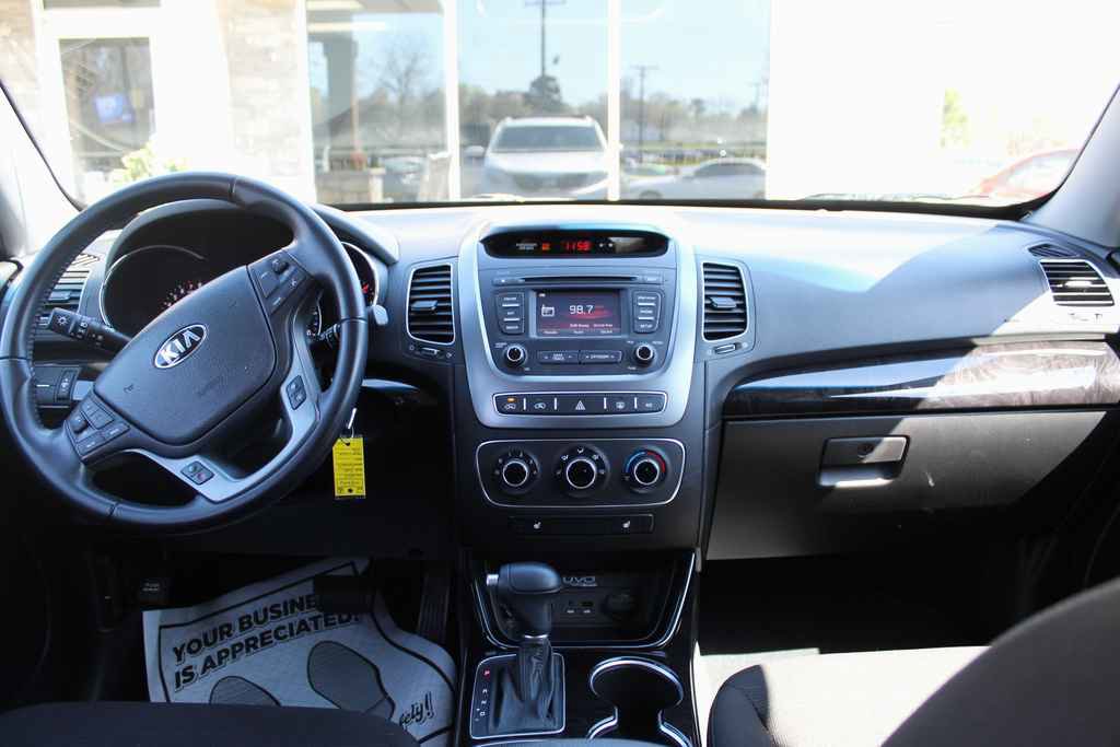 Used 2014 Kia Sorento LX image 27