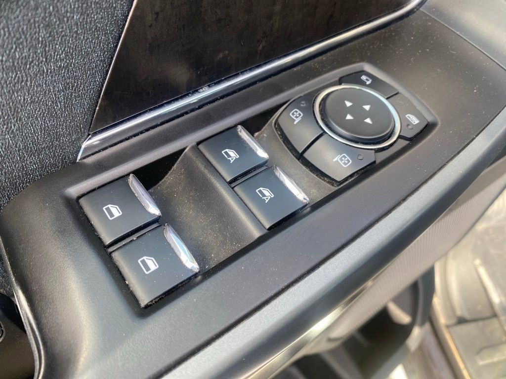 Used 2023 Ford F150 Lariat AWD/4WD image 13