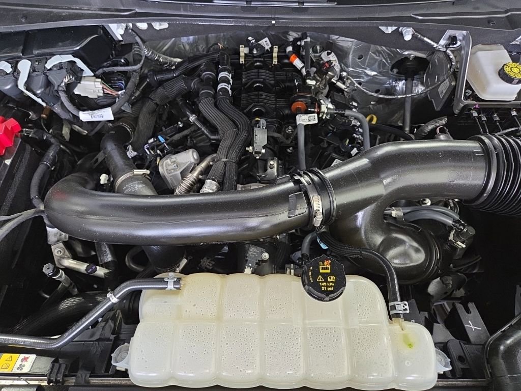 Used 2025 Ford Expedition Active AWD/4WD image 48