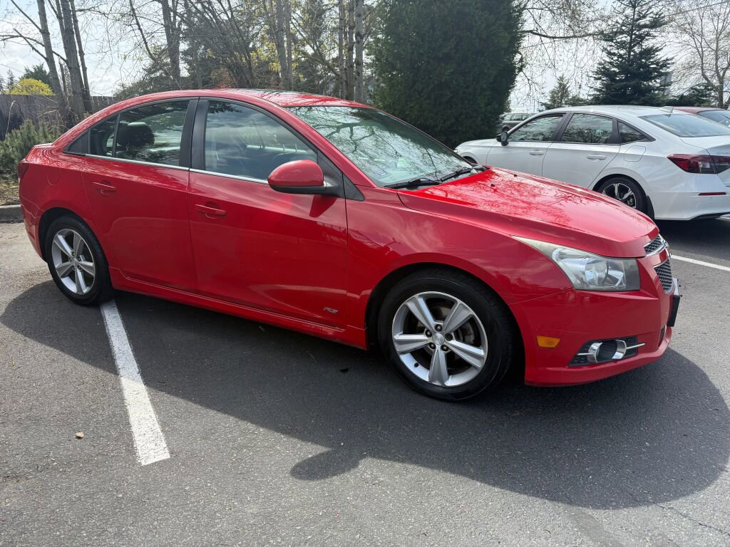 Used 2013 Chevrolet Cruze LT w/ Enhanced Safety Package image 3