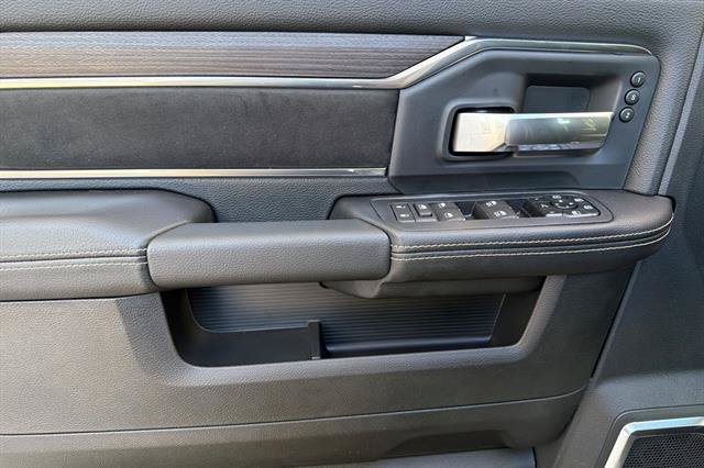 New 2027 RAM 3500 Laramie AWD/4WD image 7