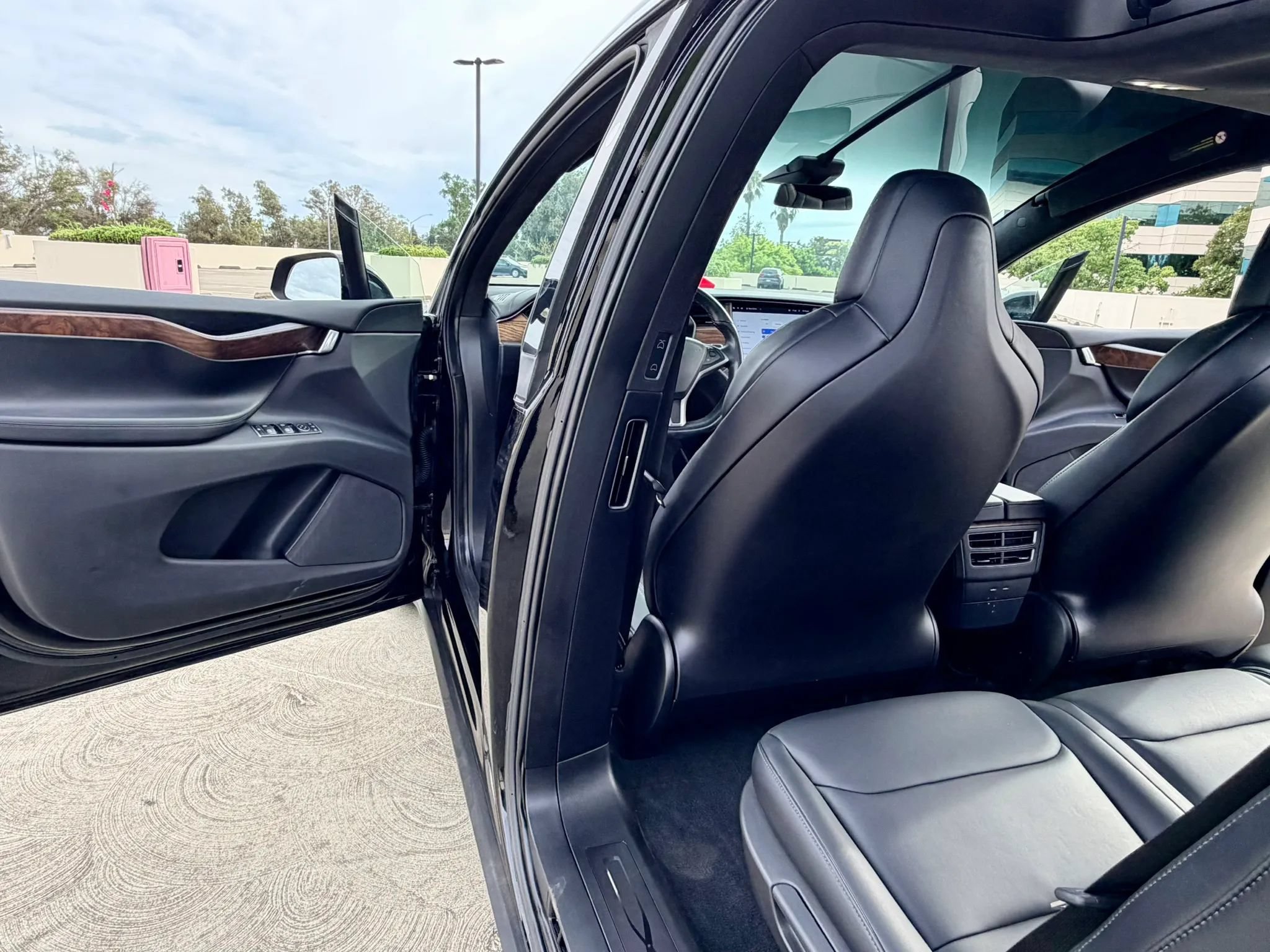 Used 2018 Tesla Model X P100D AWD/4WD image 31