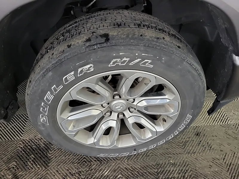 Used 2021 RAM 1500 Laramie w/ Sport Appearance Package image 8