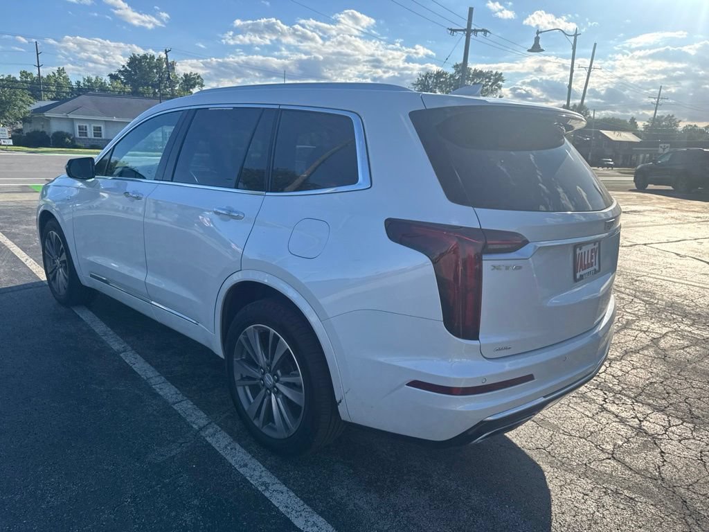 Used 2021 Cadillac XT6 Premium Luxury AWD/4WD image 6