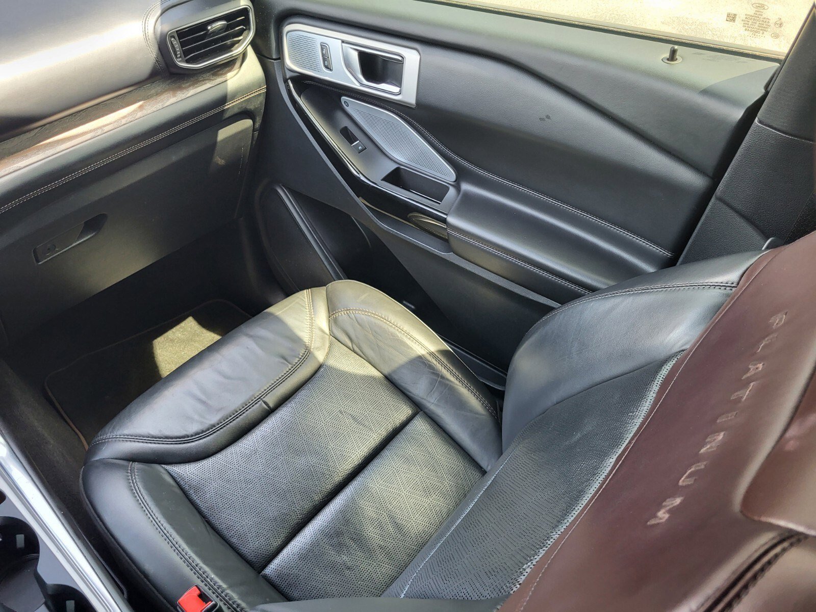 Used 2021 Ford Explorer Platinum w/ Equipment Group 601A image 16