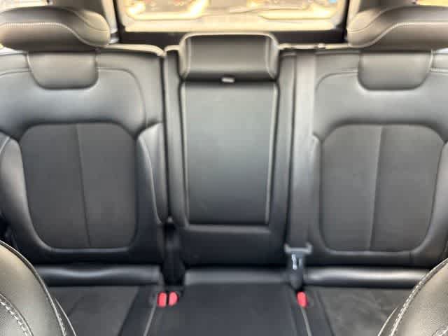 Used 2023 Jeep Grand Cherokee Altitude RWD image 25