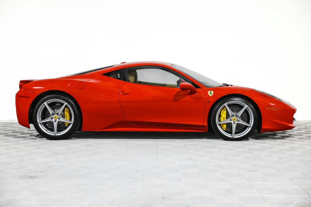 Used 2010 Ferrari 458 Italia Coupe RWD image 3