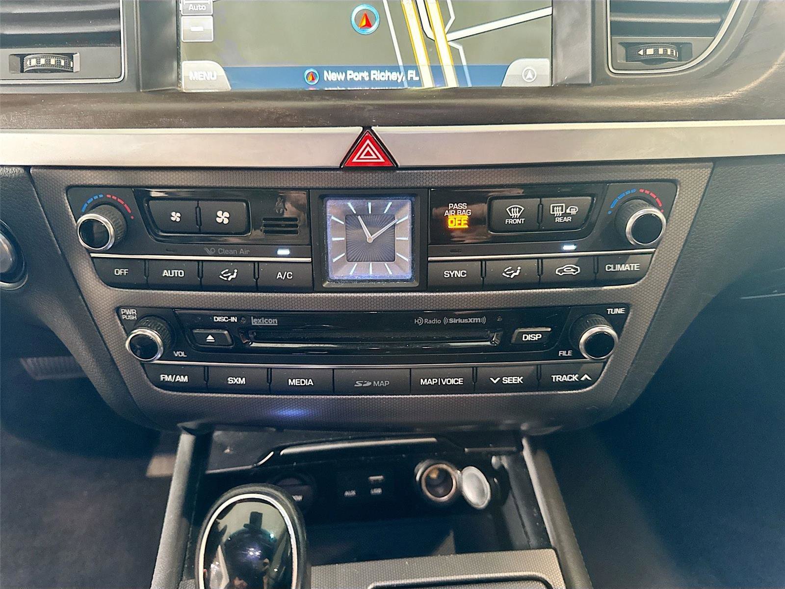 Used 2017 Genesis G80 3.8 w/ Option Group 03 image 13