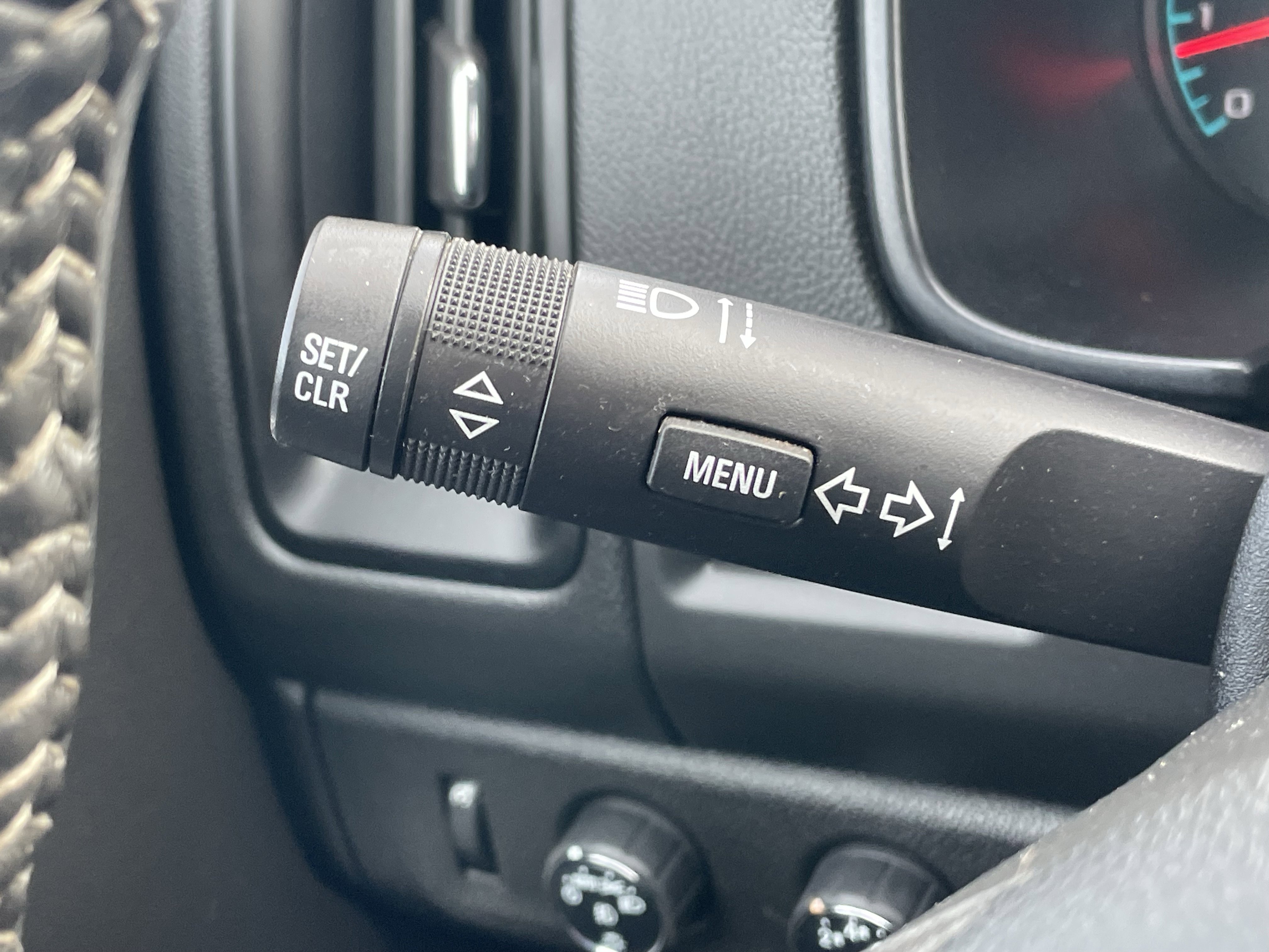 Used 2015 Chevrolet Colorado LT w/ LT Convenience Package image 18