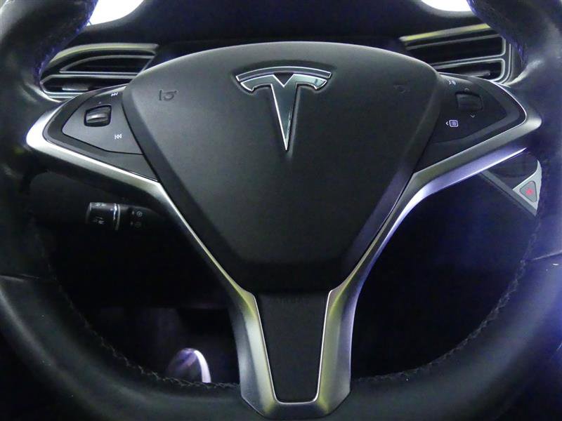 Used 2016 Tesla Model X 90D image 10