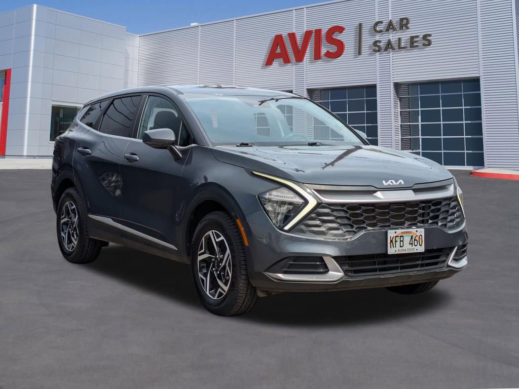Used 2023 Kia Sportage LX image 3