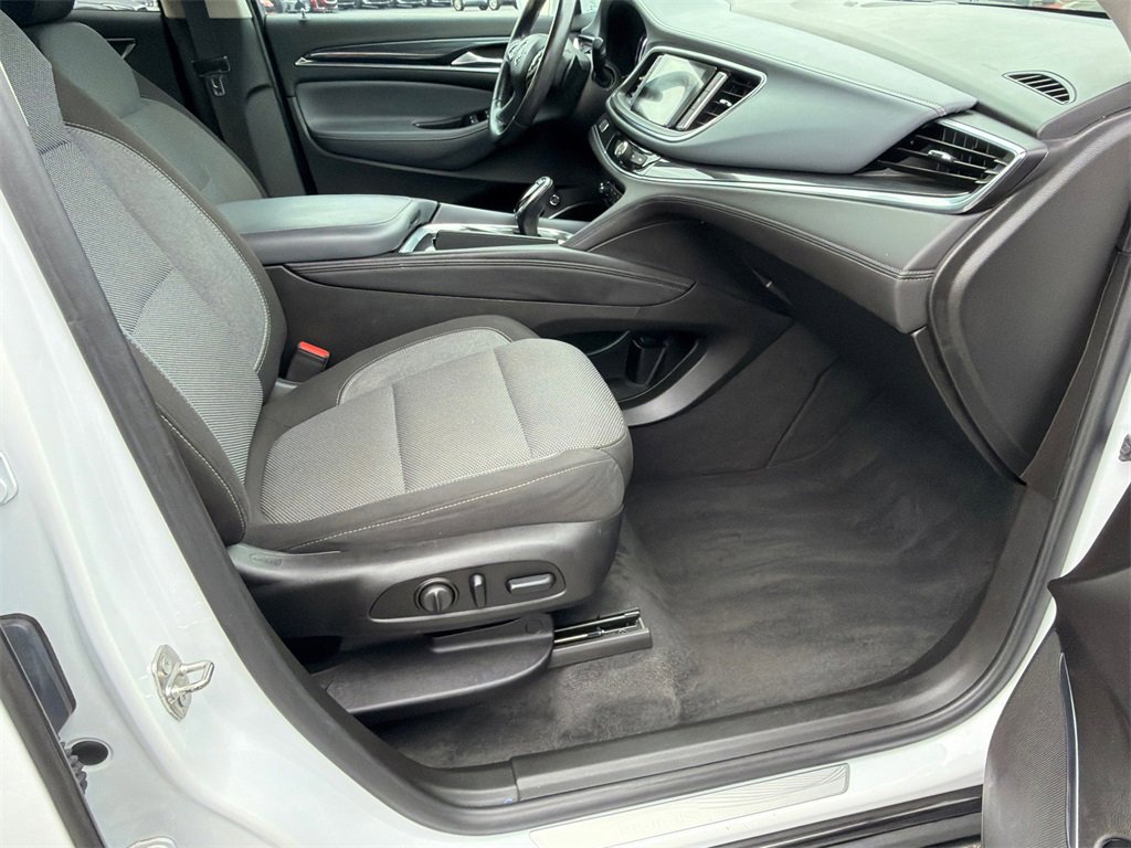 Used 2019 Buick Enclave Preferred image 13