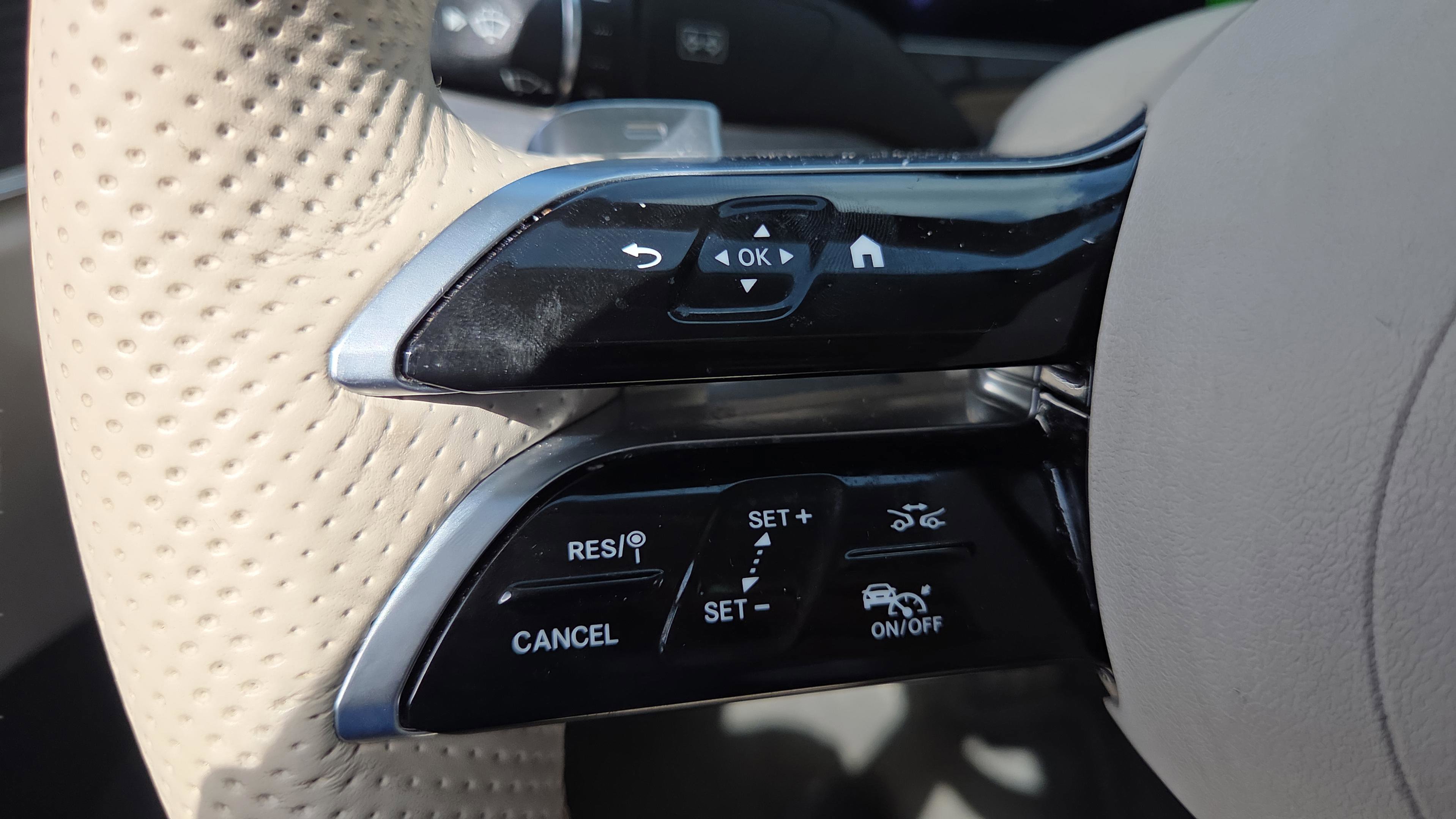 Certified 2021 Mercedes-Benz E 450 Coupe image 22