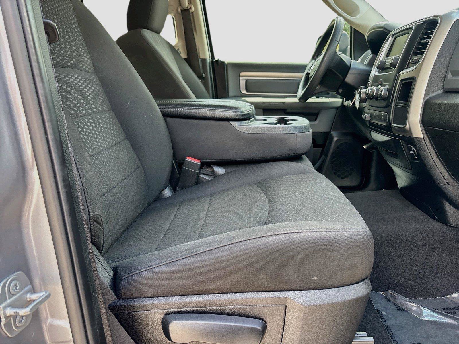 Used 2019 RAM 1500 Warlock AWD/4WD image 26