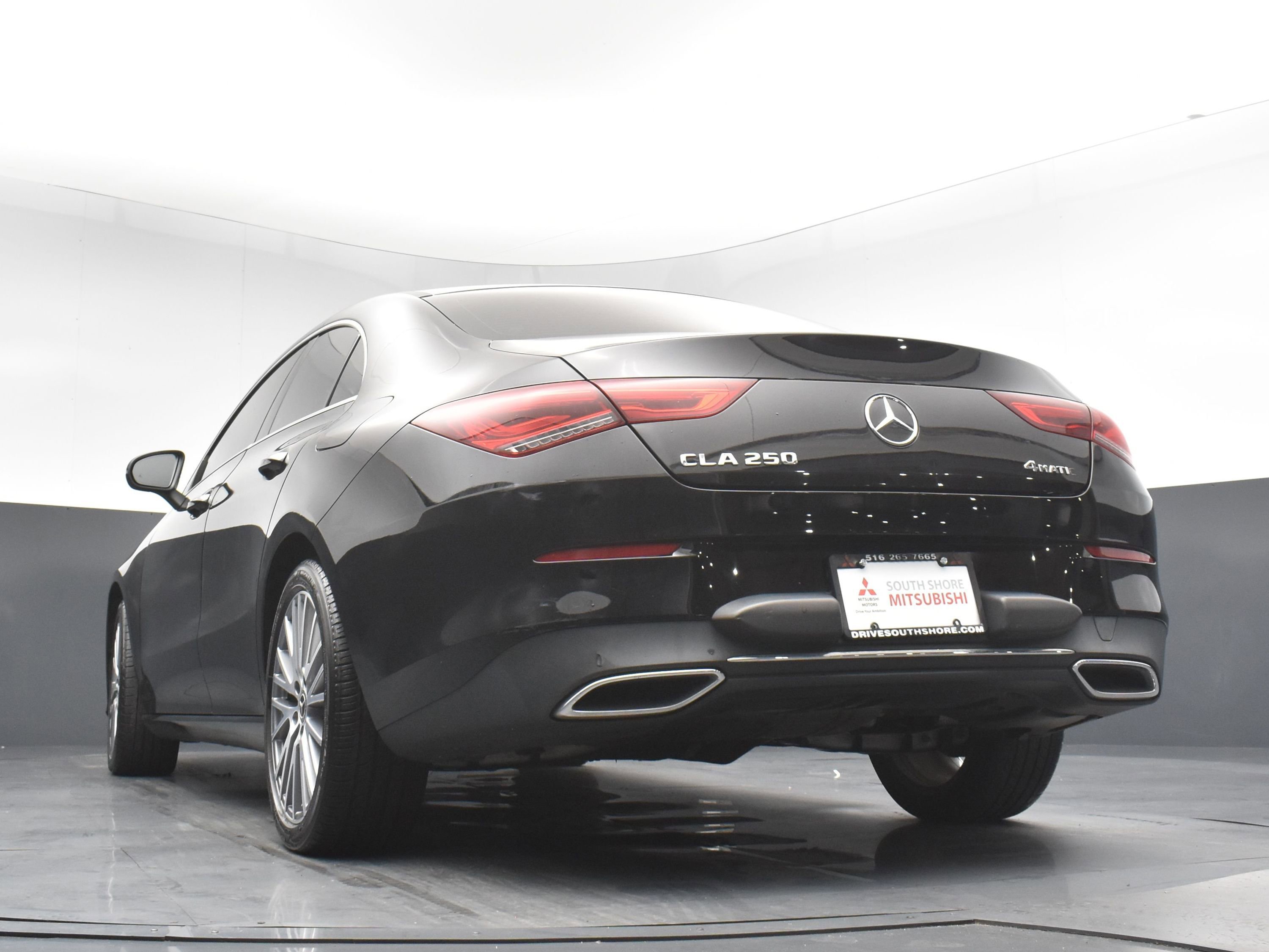 Used 2022 Mercedes-Benz CLA 250 4MATIC w/ Premium Package Lite image 23